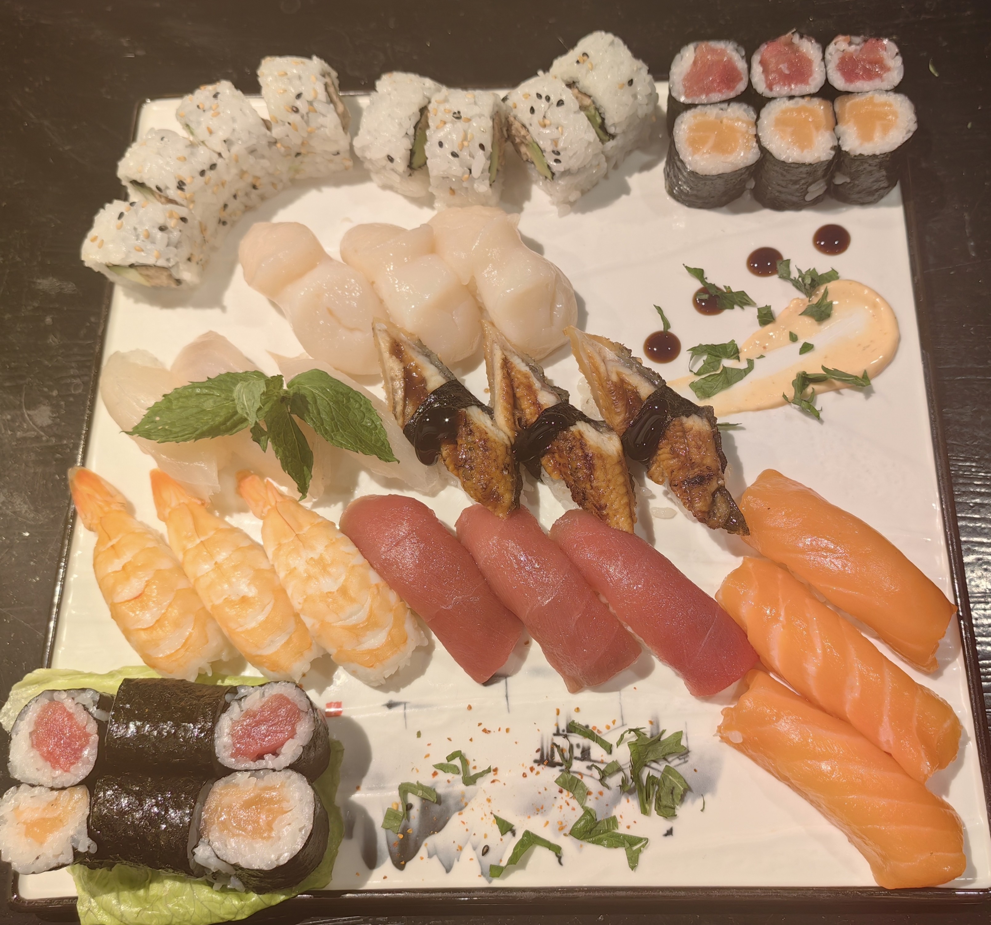 C4 Sushi Mixto 3 personas